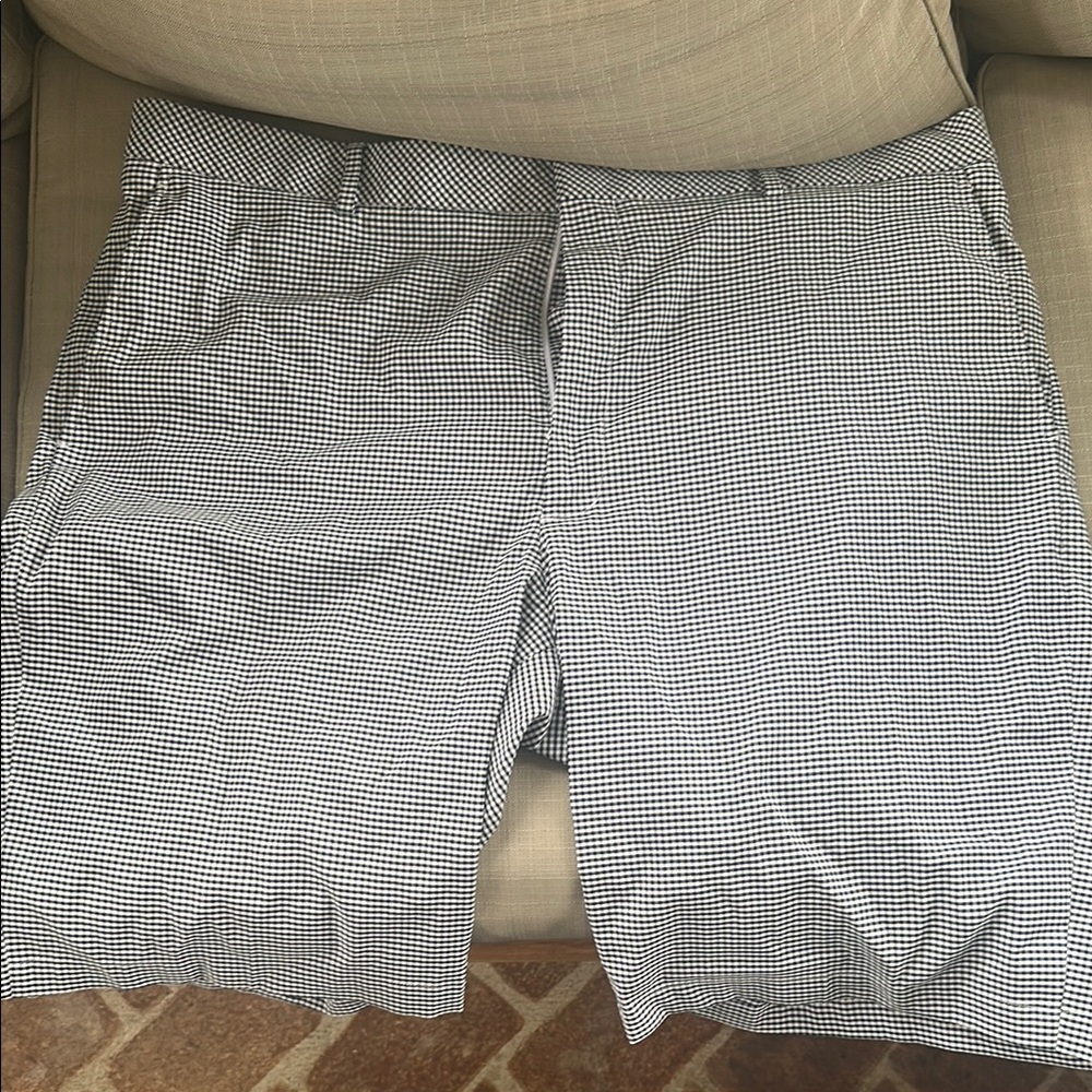 Men's Walter Hagen Black and White Checkered Shorts